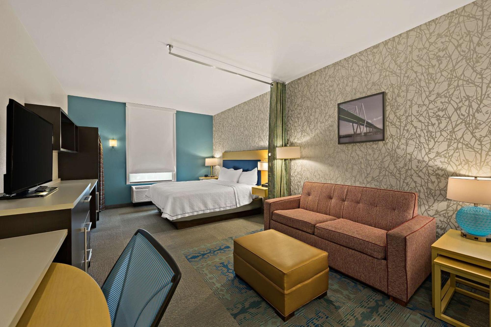 Hotel Home2 By Hilton 3*